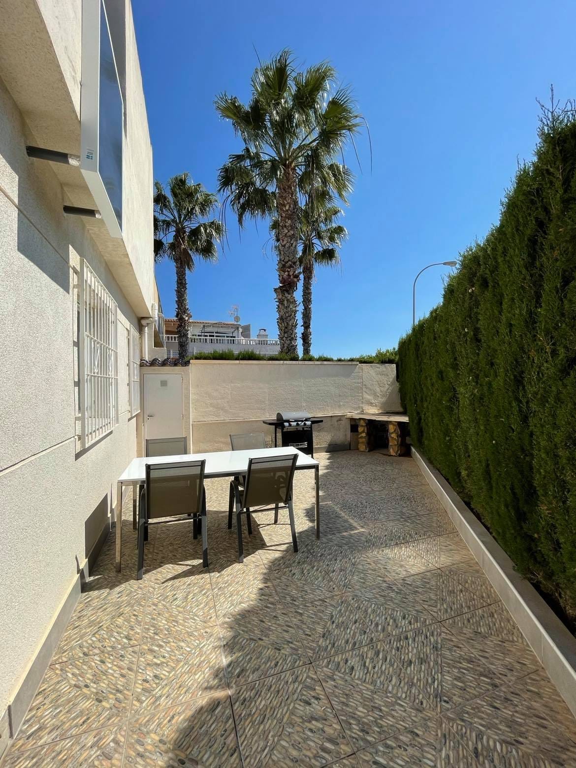 Completely renovated duplex with corner plot in Los Altos - Torrevieja photo 1