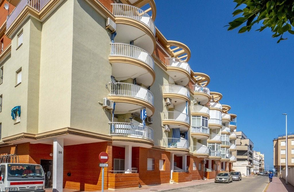 APARTMENT 1 BED IN LA MATA 250 FROM THE BEACH photo 1