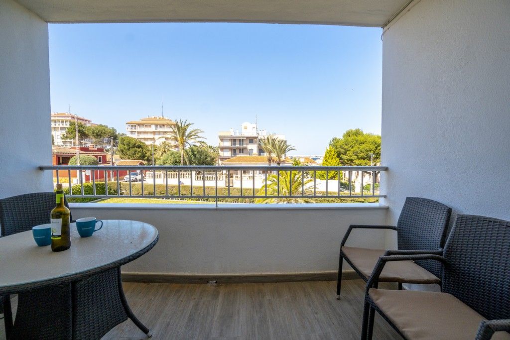 MODERN APARTMENT IN PUNTA PRIMA 50M FROM THE BEACH image 3