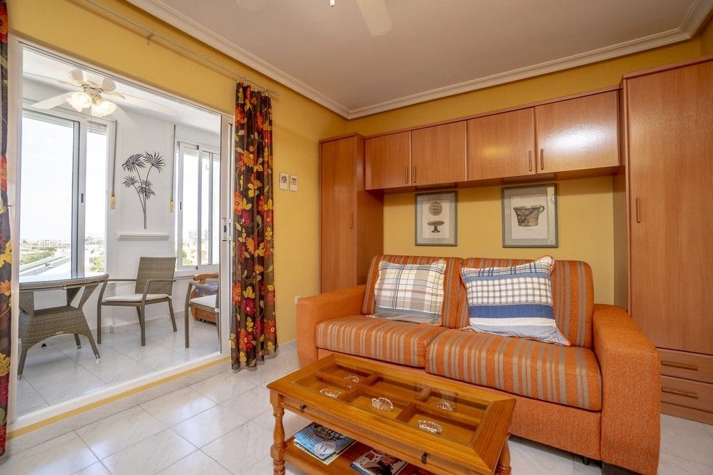 COZY STUDIO 300M FROM THE BEACH IN LA MATA image 5