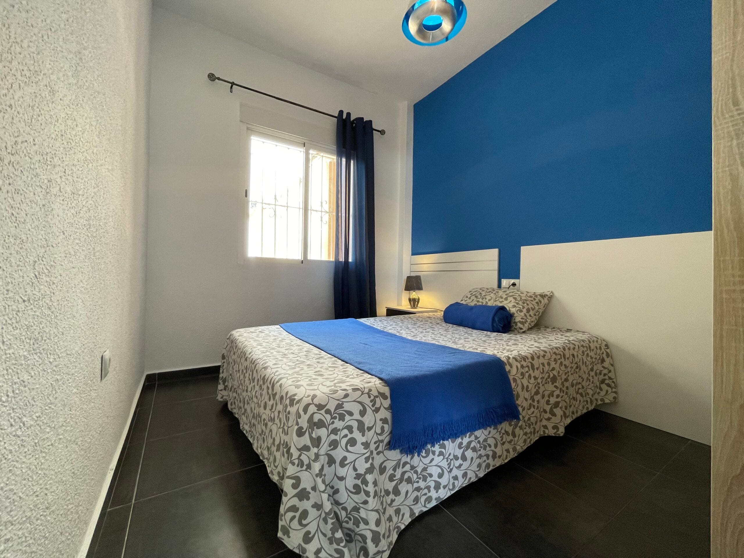 Completely renovated apartment with communal pool and near the beach image 5