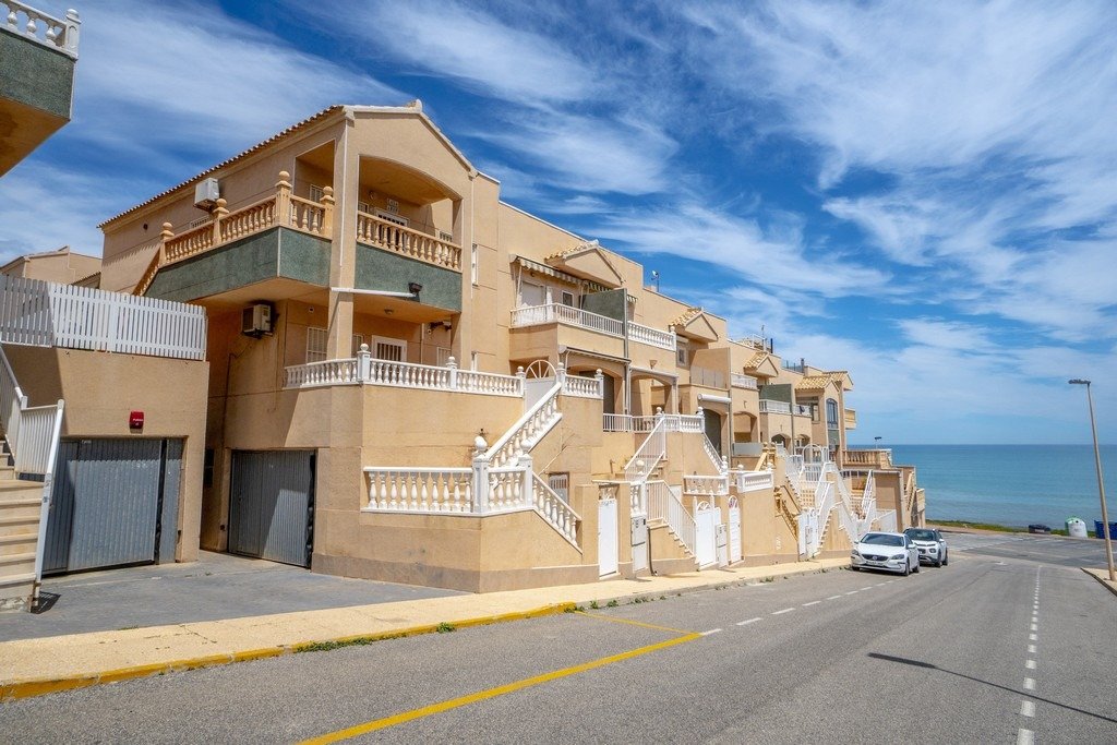 RENOVATED DUPLEX IN CABO CERVERA WITH SEA VIEWS 100 M FROM THE BEACH image 5