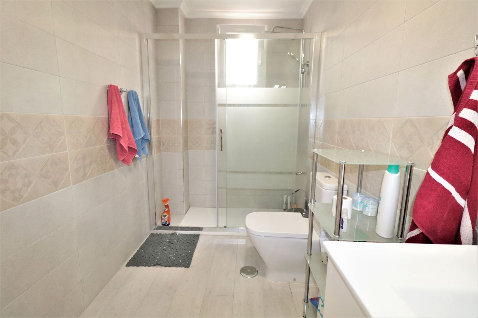 Completely renovated apartment 50 m from the beach Acequión image 4