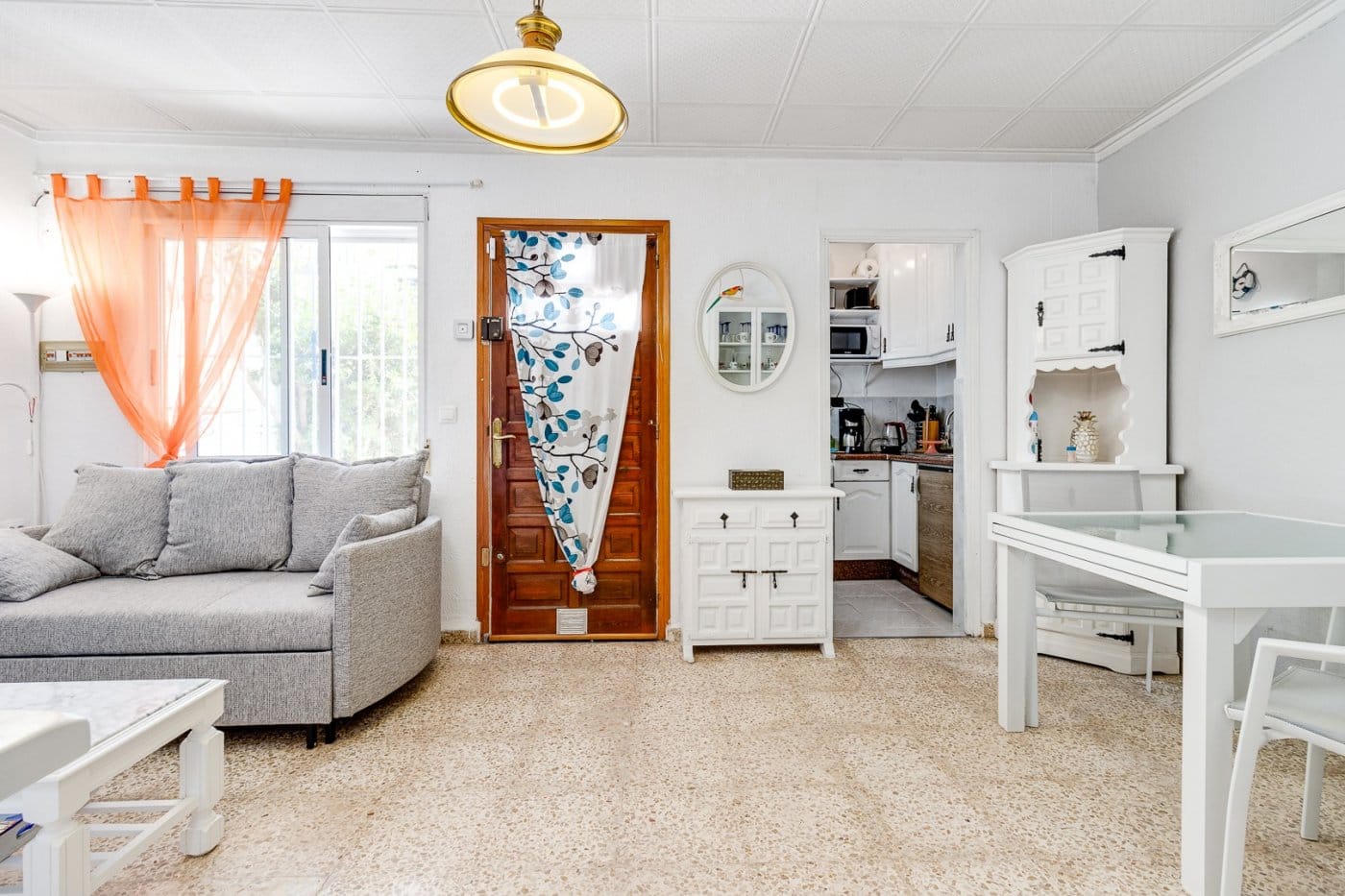 TOWNHOUSE WITH 2 BEDROOMS AND GARDEN, TORREVIEJA image 5