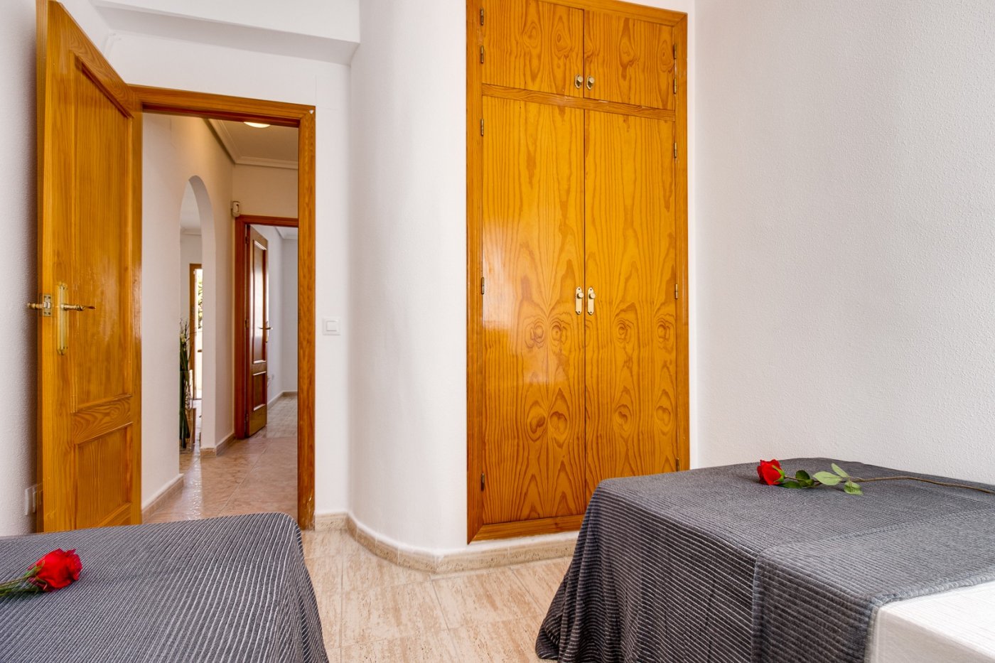 SUPERB GROUND FLOOR BUNGALOW IN AGUAS NUEVAS image 5