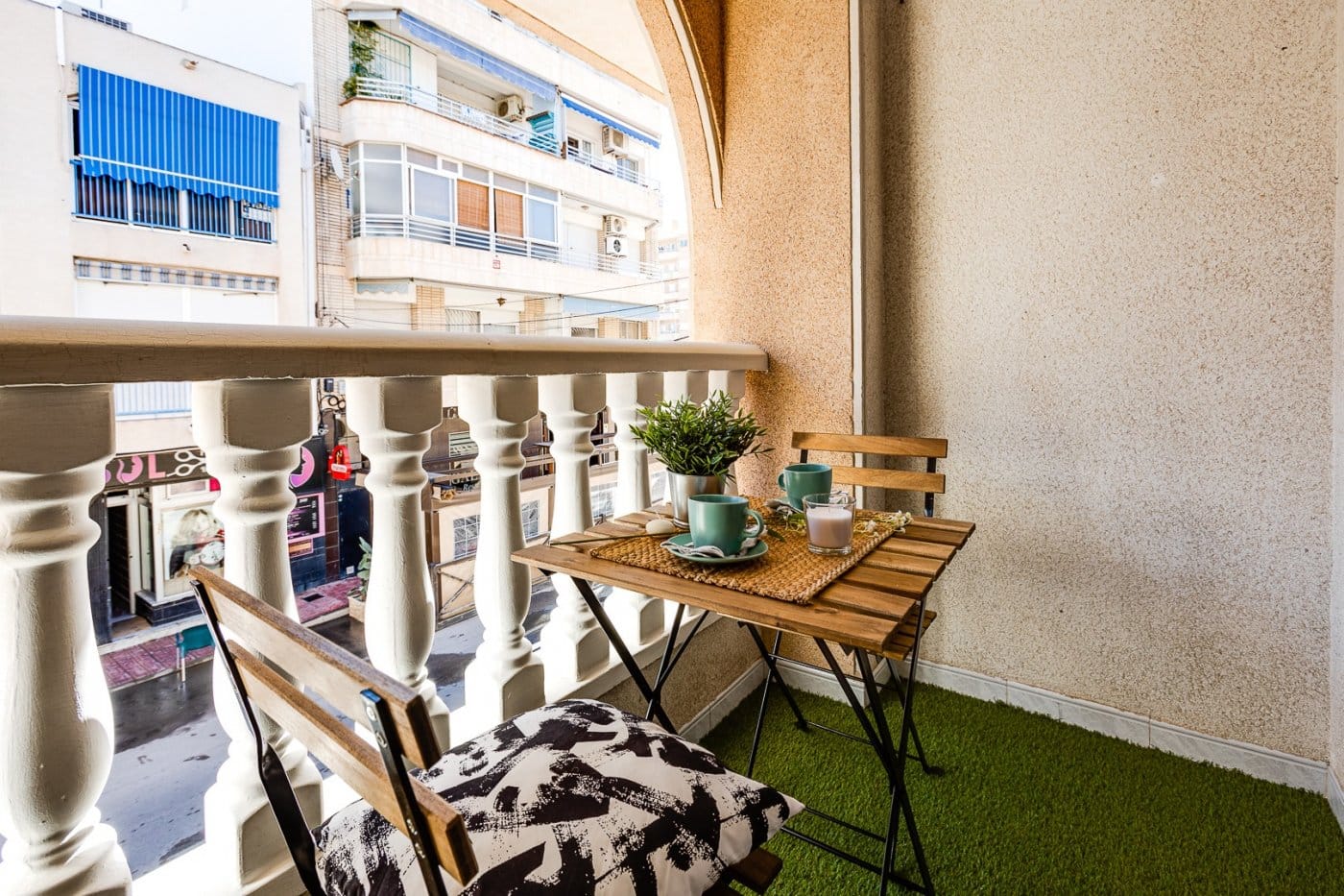 2 BEDROOM APARTMENT IN HABANERAS AREA image 5