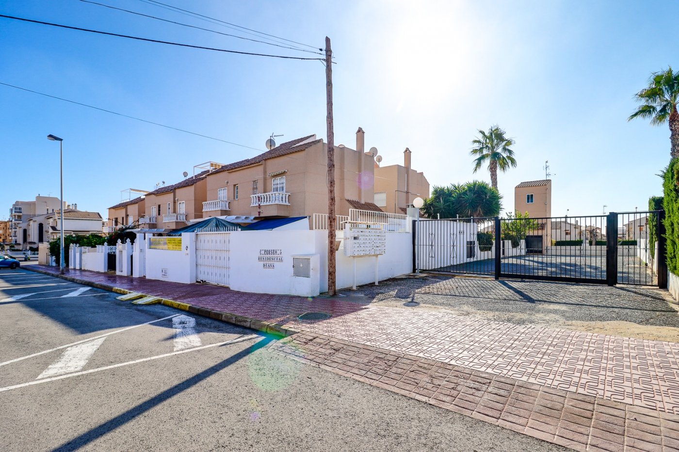 TWO BEDROOM DUPLEX IN TORREBLANCA AREA, TORREVIEJA image 3