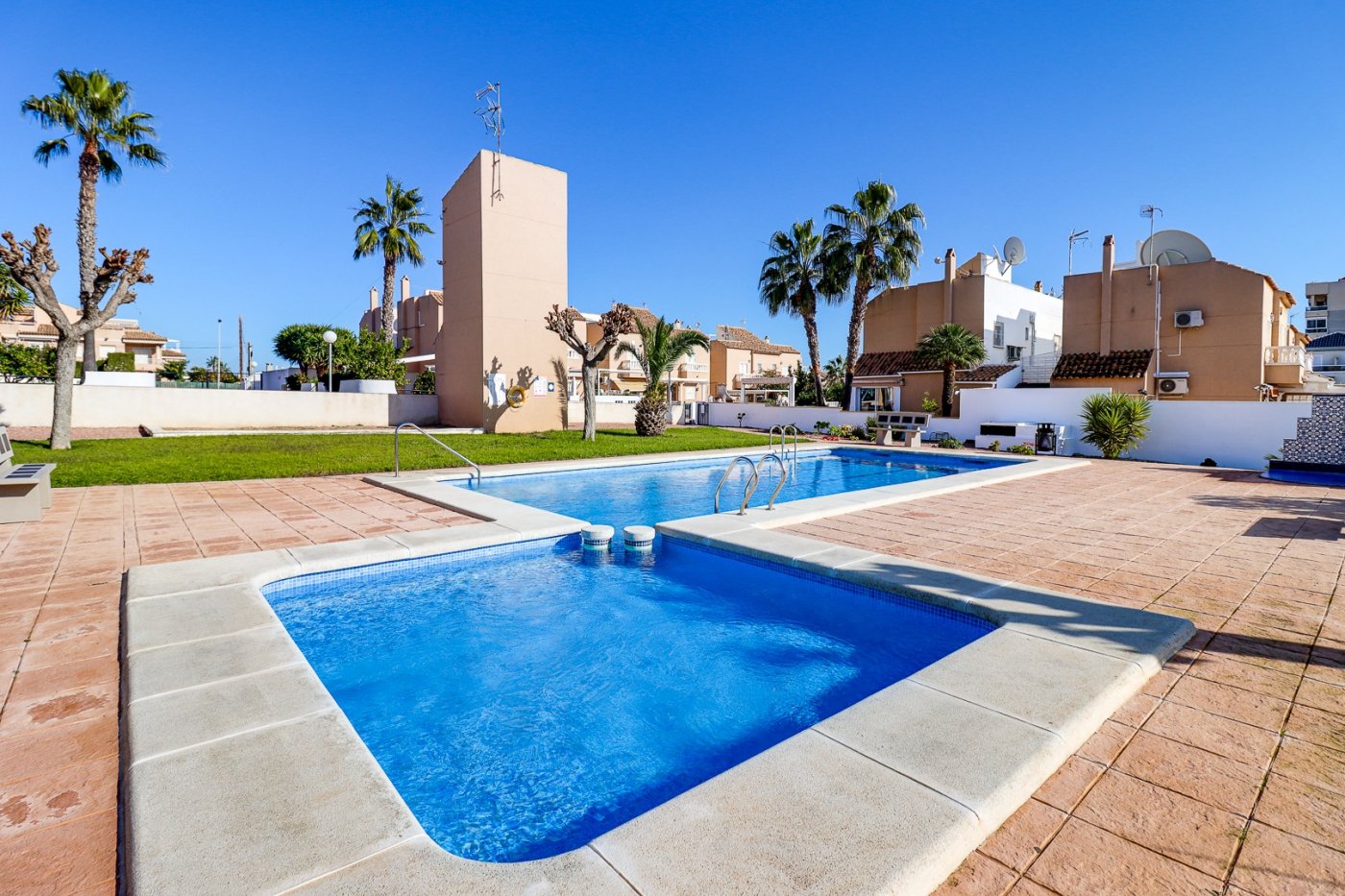 TWO BEDROOM DUPLEX IN TORREBLANCA AREA, TORREVIEJA photo 1