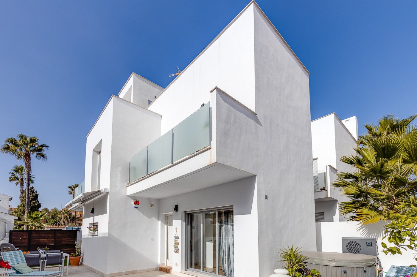 A warm welcome to Rosaleda and this fantastic home in new condition! image 5