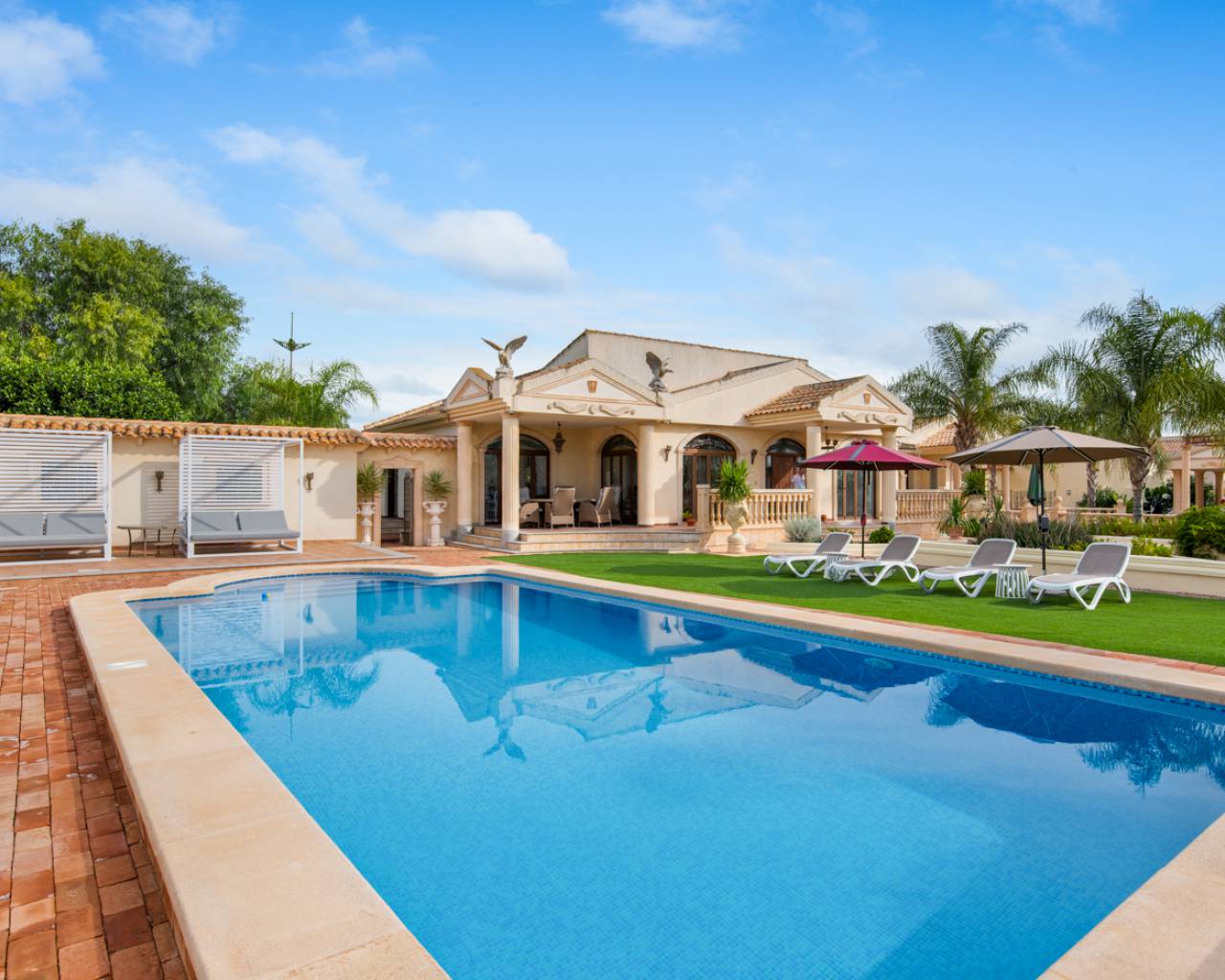 Beautiful independent villa for sale in the countryside of Daya Vieja. image 4