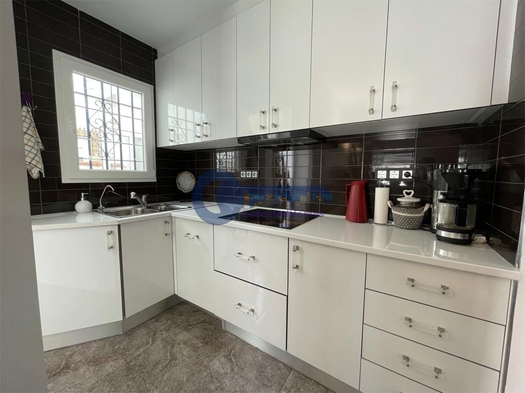 Completely renovated duplex in the popular area of ​​Rosaleda in Torrevieja! image 5