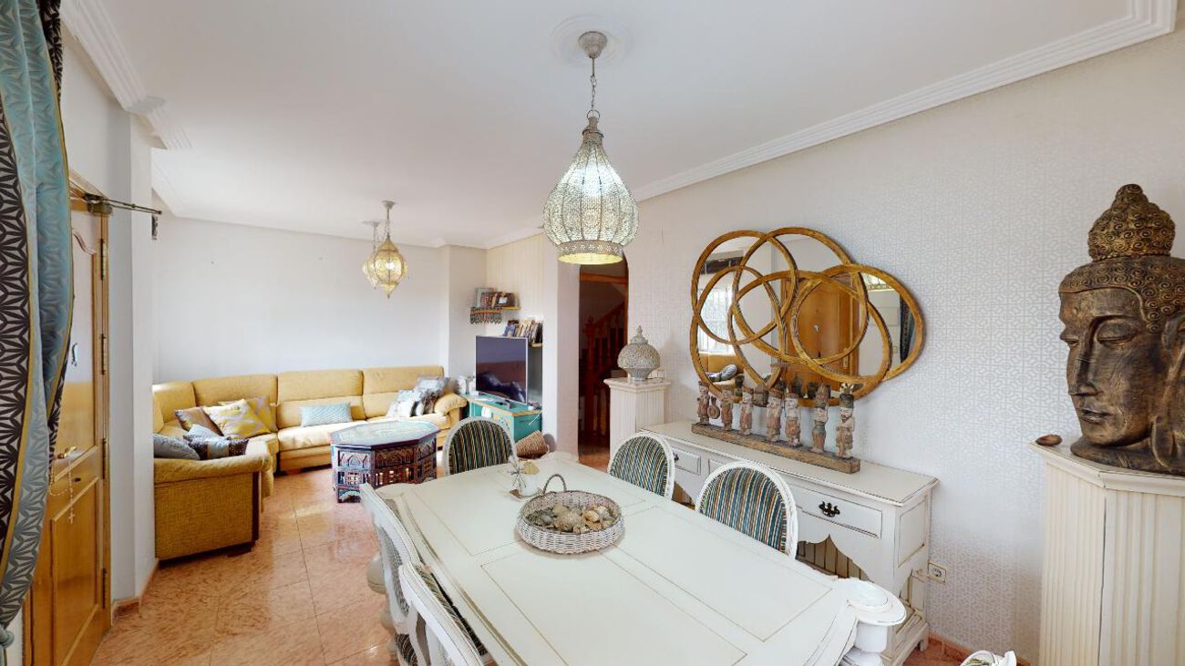 Beautiful townhouse on the first line with sea views and private pool. image 4