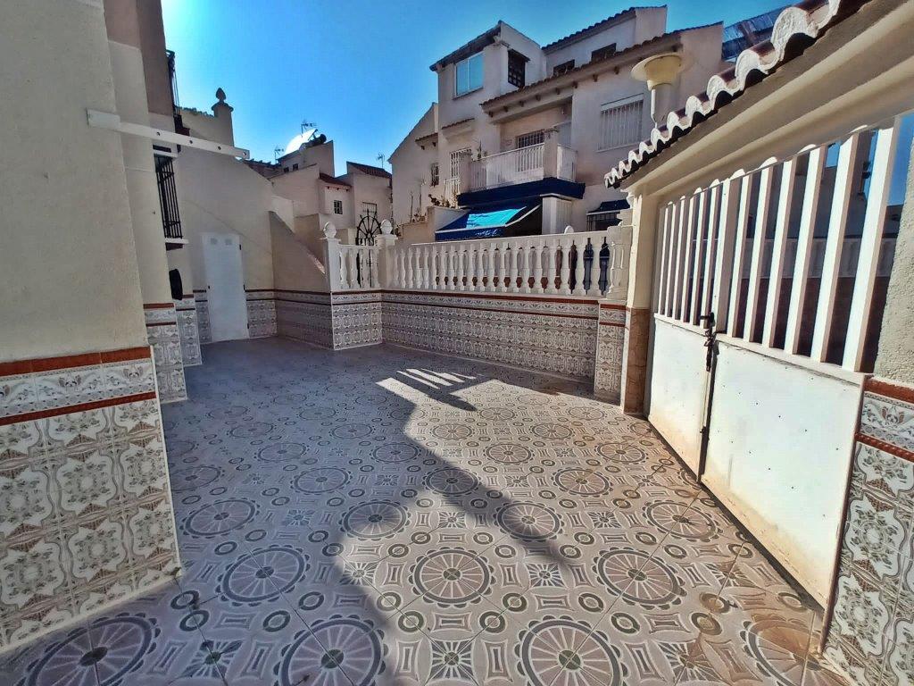 Nice Bungalow in Playa Flamenca. image 5