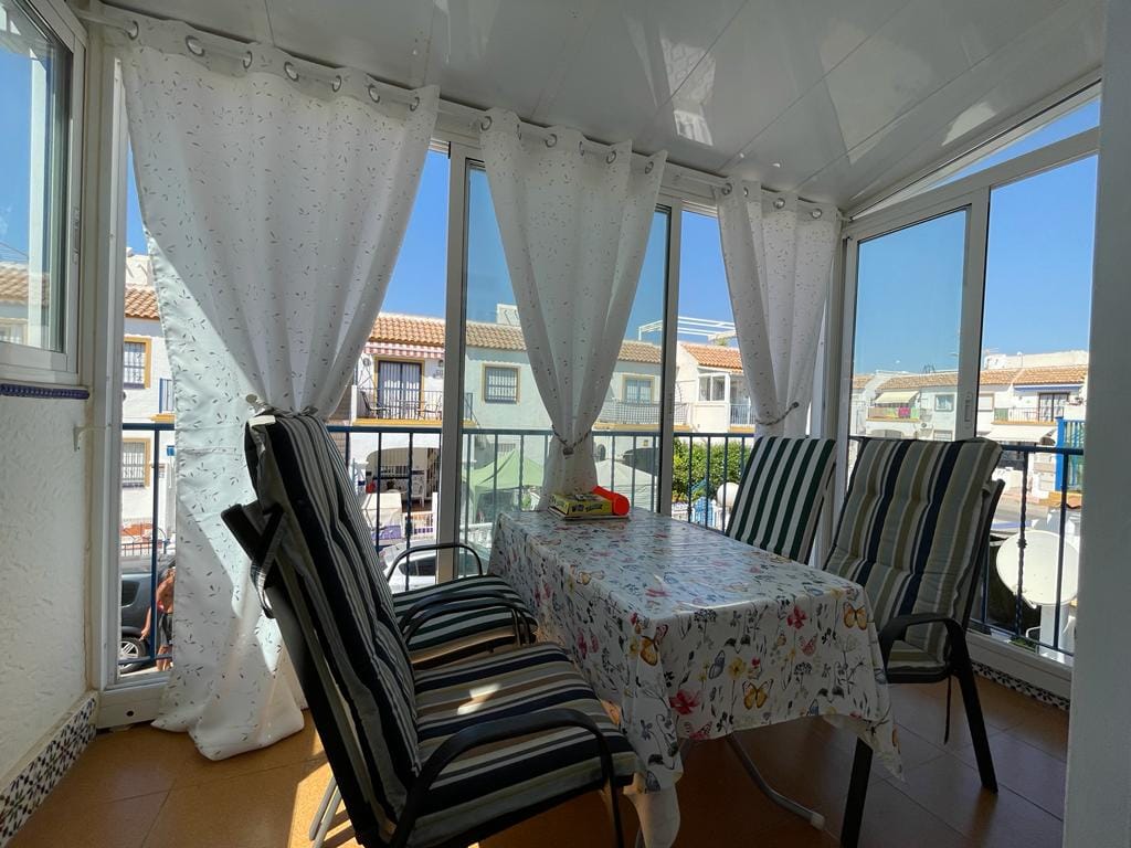 Fantastic penthouse bungalow in Playa Flemenca. image 4