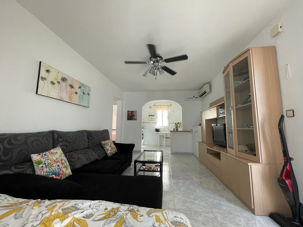 Fantastic penthouse bungalow in Playa Flemenca. image 3