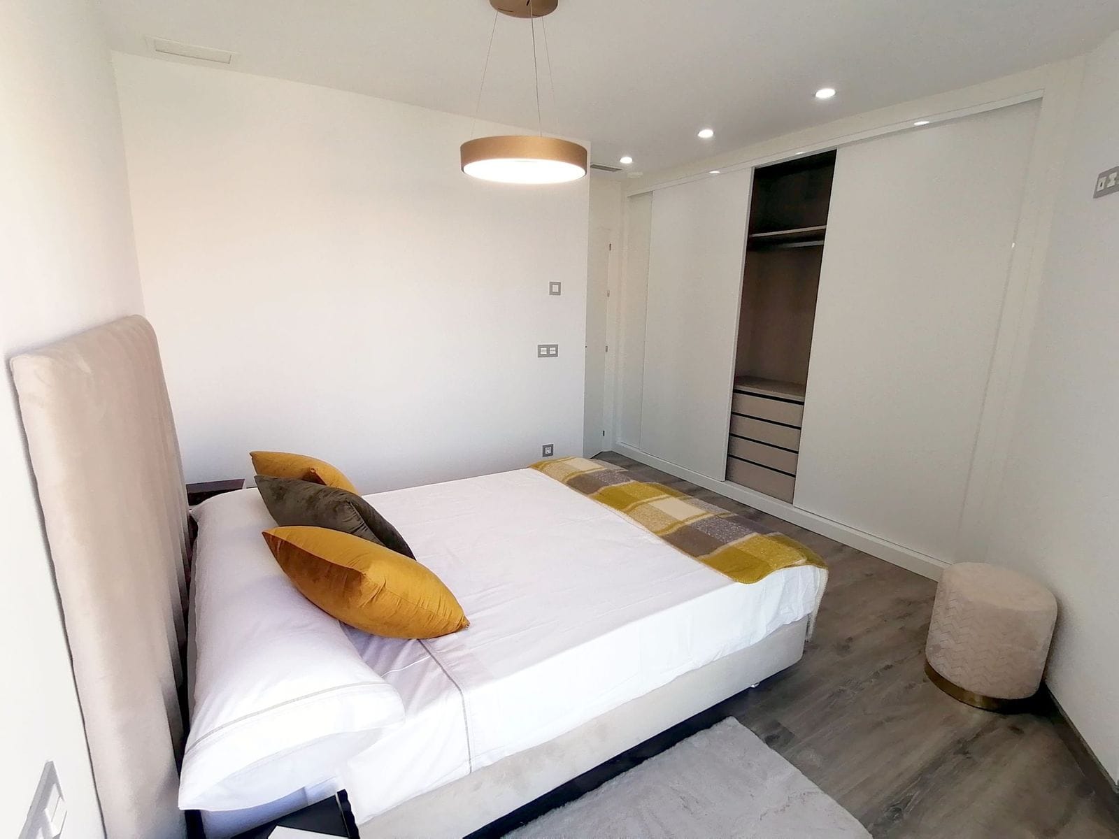 Collected Homes presents this luxury villa located only 150 meters from La Mata beach in Torrevieja. image 4