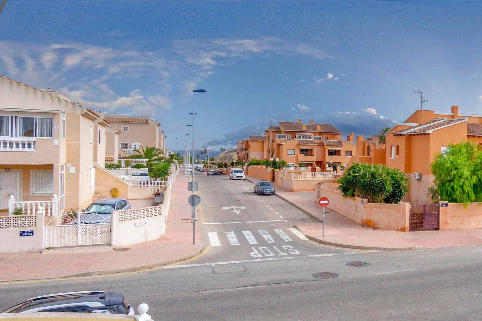 This nice south facing apartment is located in Bravomar 6 in Aguas Nuevas in Torrevieja. image 5