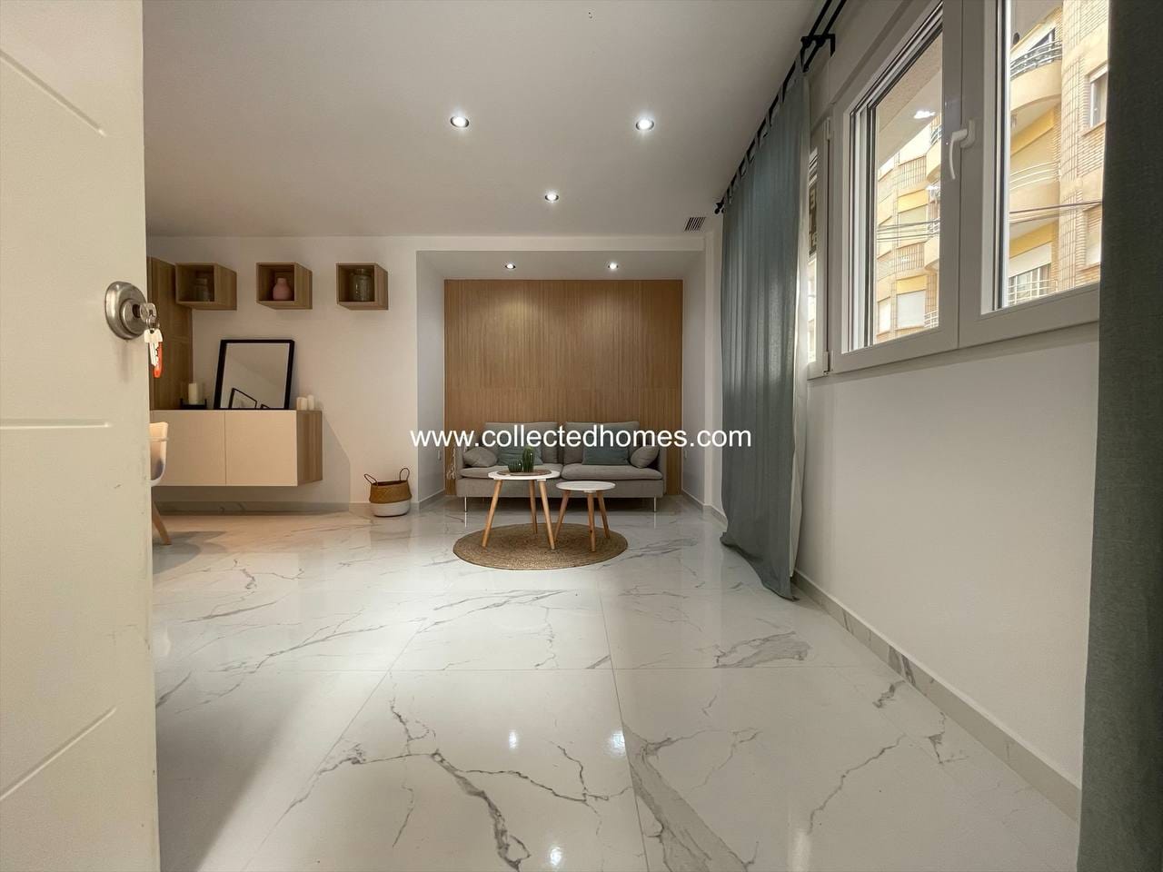 Collected Homes presents this lovely renovated apartment only 20M from La Mata beach, Torrevieja. image 5