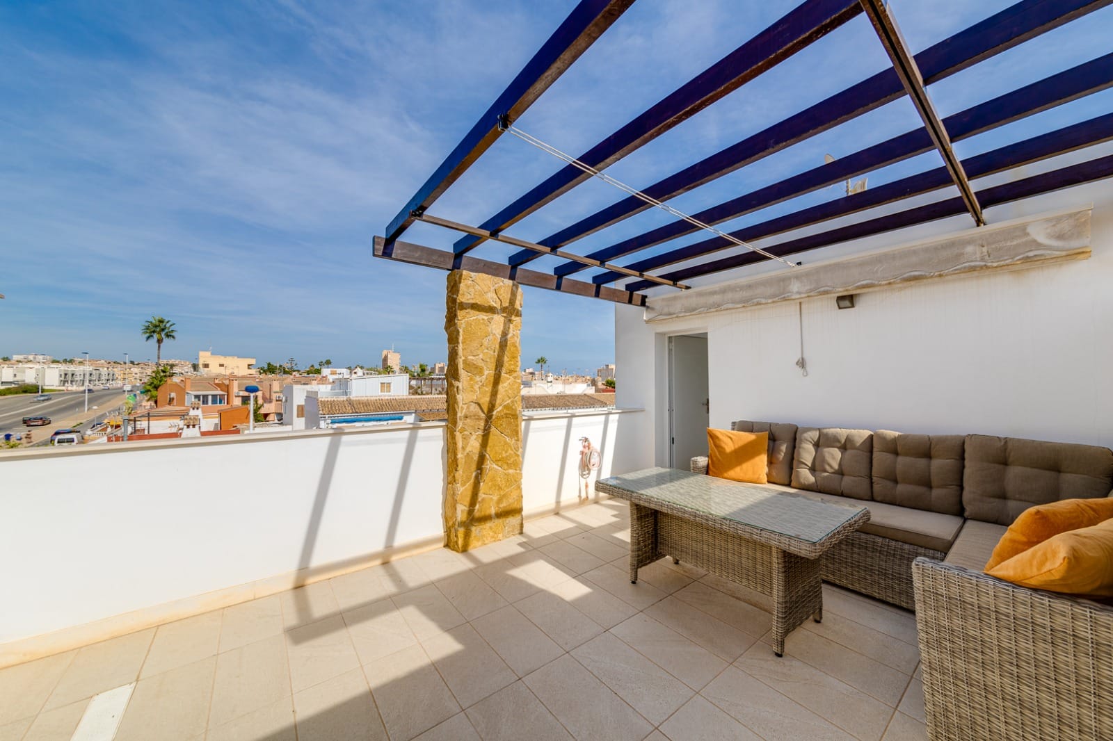 FANTASTIC HOUSE WITH PRIVATE POOL, ROSALEDA, TORREVIEJA image 3