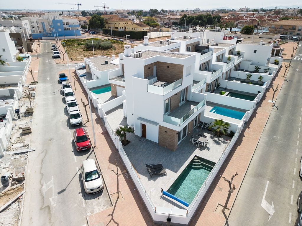 LUXURY VILLA IN SAN PEDRO DEL PINATAR image 4