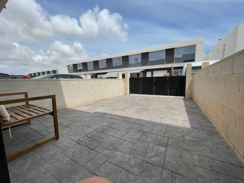 Collected Homes presents this brand new apartment in Gran Alacant, Alicante. image 3