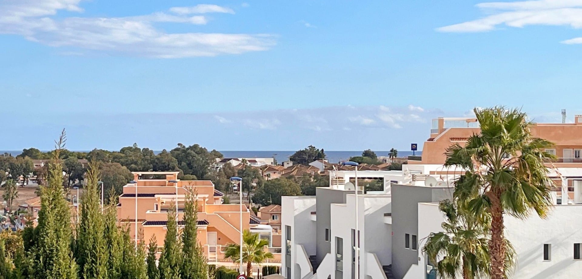 RENOVATED, SOUTH FACING, TOP FLOOR APARTMENT WITH PRIME LOCATION IN PUNTA PRIMA photo 1