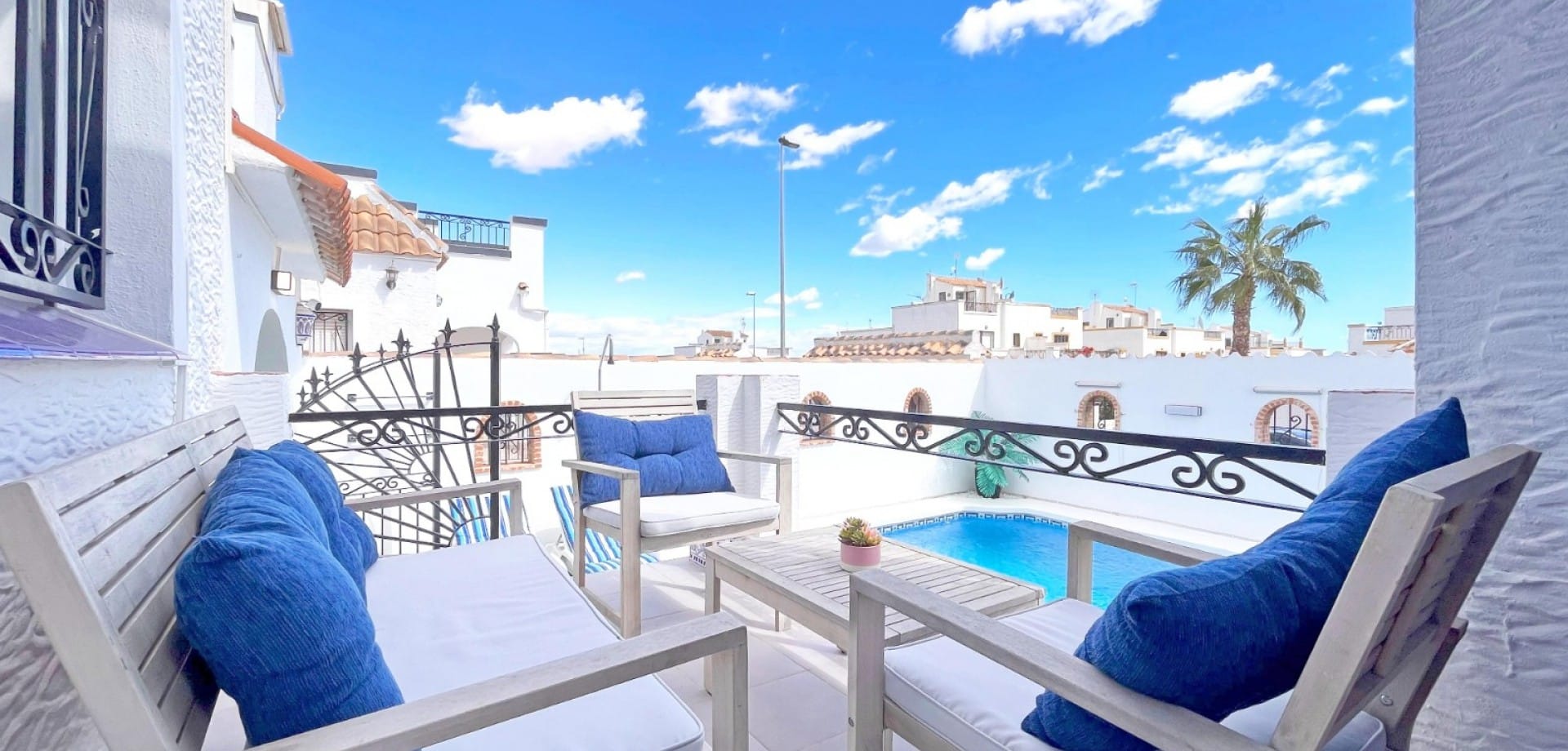 RENOVATED HOUSE WITH PRIVATE POOL AT DREAM HILLS, LOS ALTOS. image 5