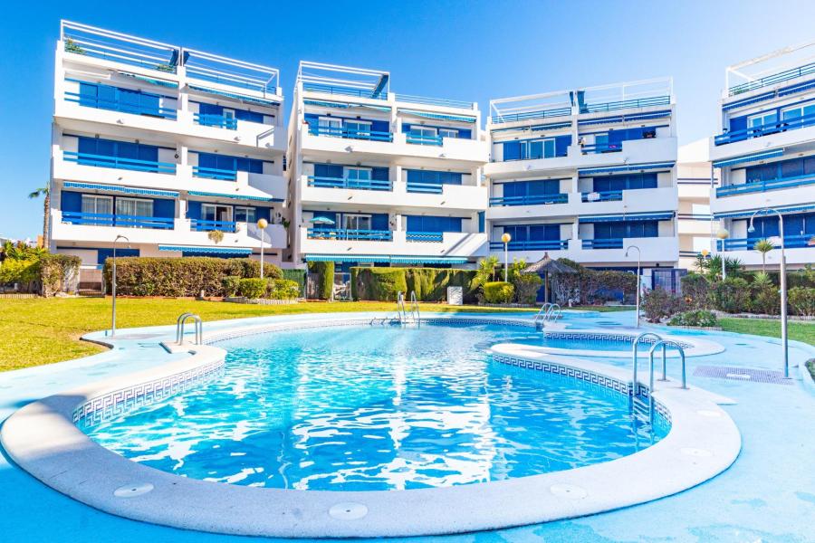 Welcome to your dream penthouse in Playa Flamenca, Orihuela Costa. photo 1