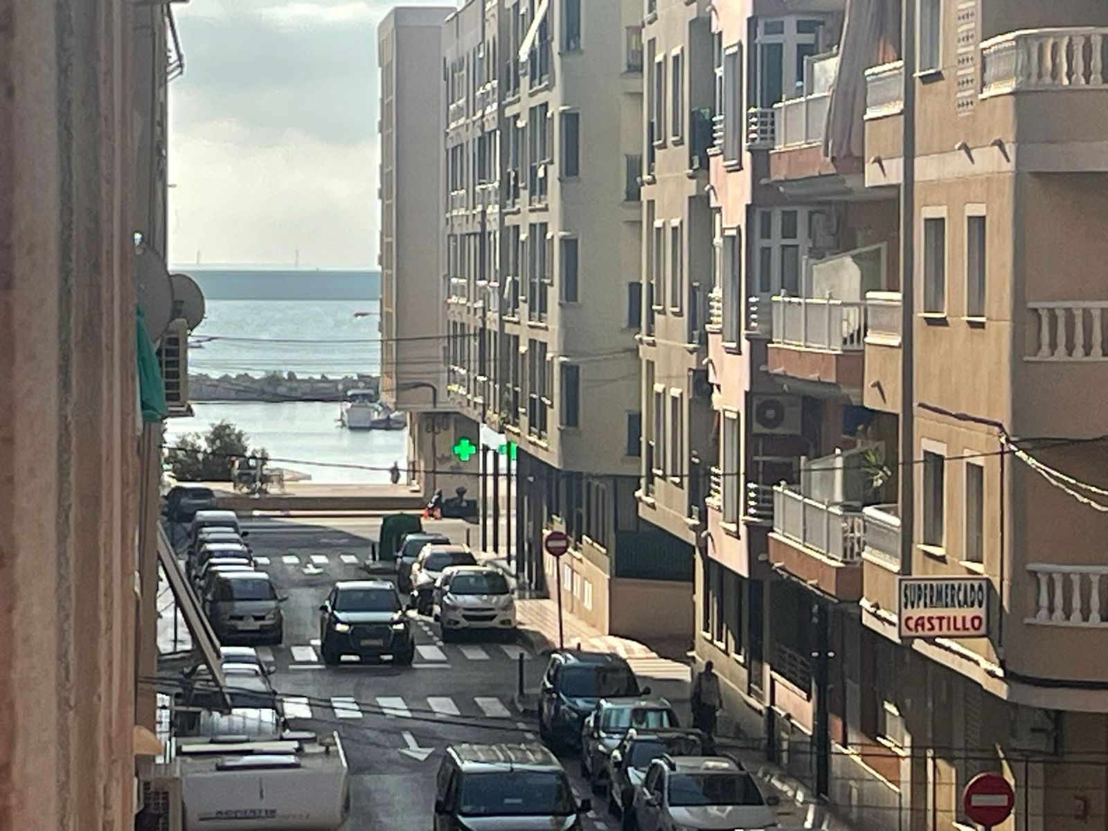 Cosy 2 bedrooms apartment just 200 metres to the Acequion beach. photo 1