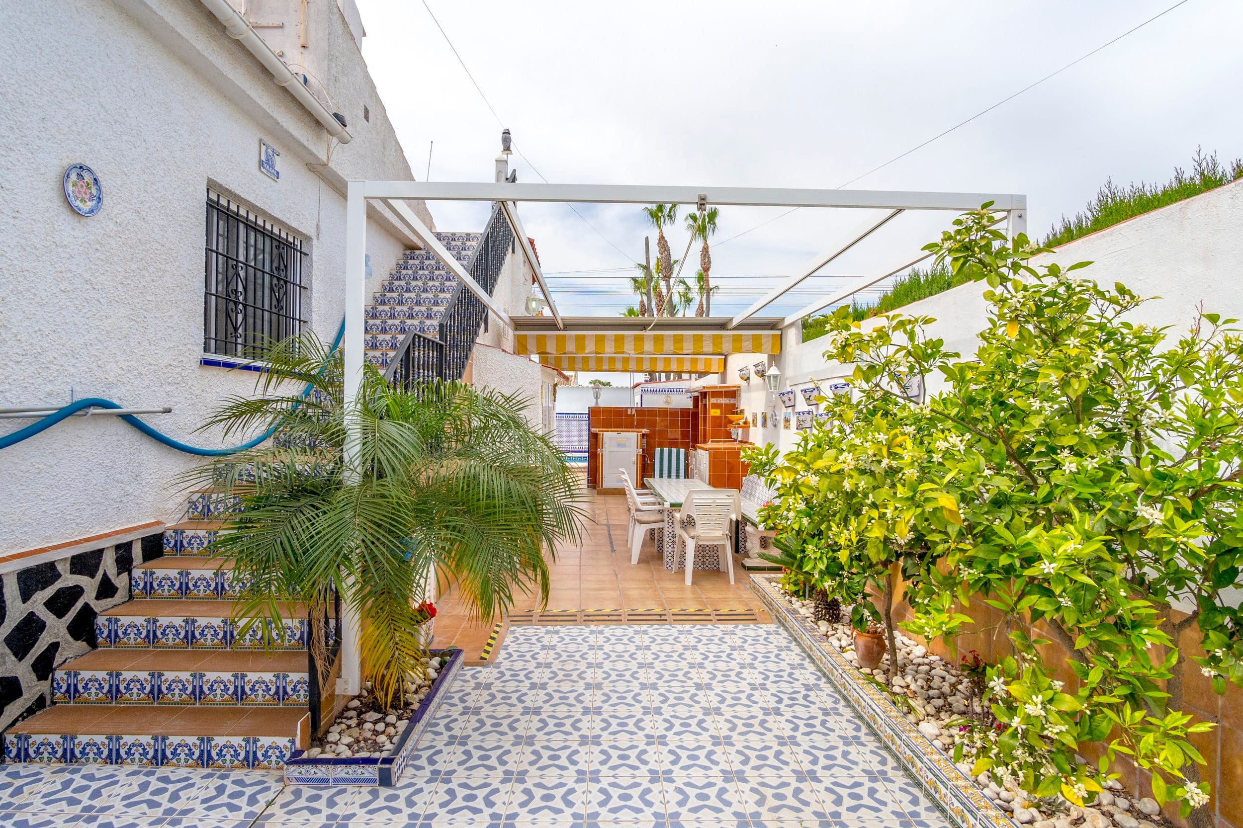 Spectacular chalet in the San Luis area, Torrevierja. image 5