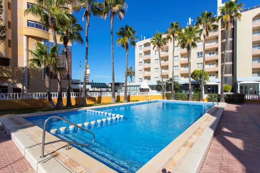 Nice apartment with sea view and garage in Punta Prima. image 4