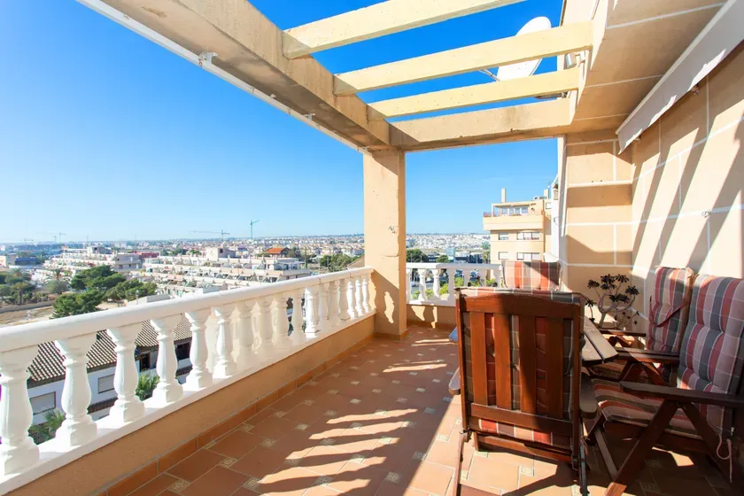 Nice apartment with sea view and garage in Punta Prima. image 3
