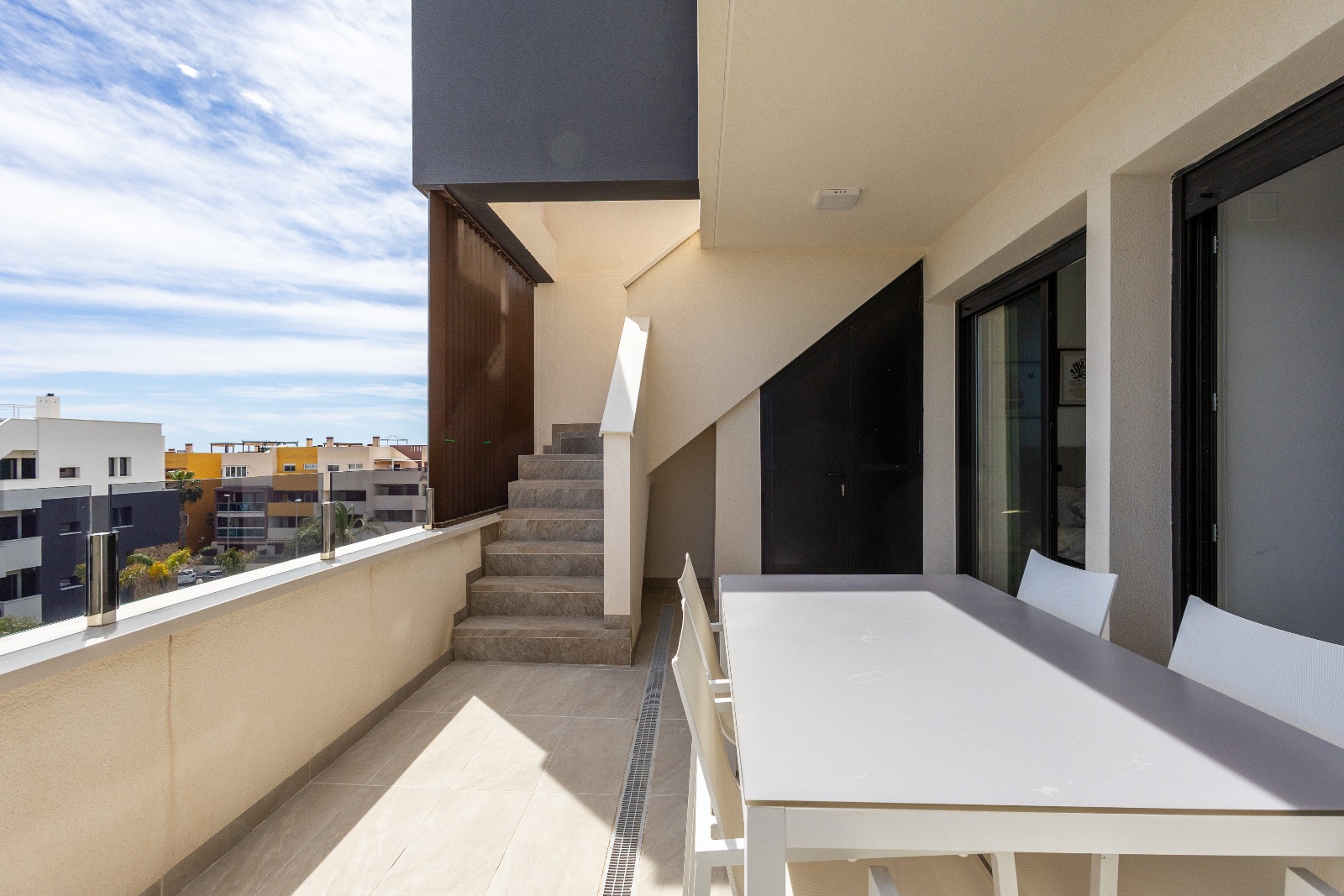 MODERN PENTHOUSE WITH SEA VIEWS IN PLAYA FLAMENCA, ORIHUELA COSTA image 3
