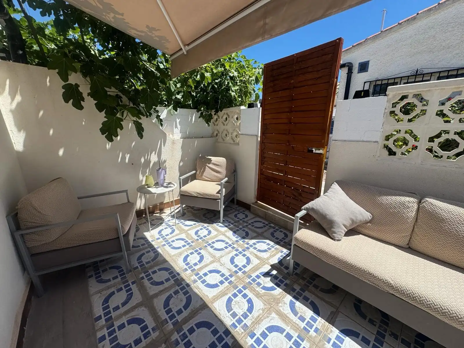 BUNGALOW - La Siesta image 3