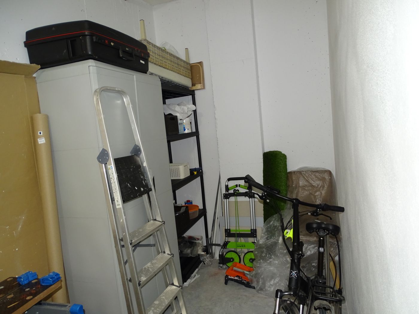 Welcome to Alegria 9 and this Penthouse apartment. image 2