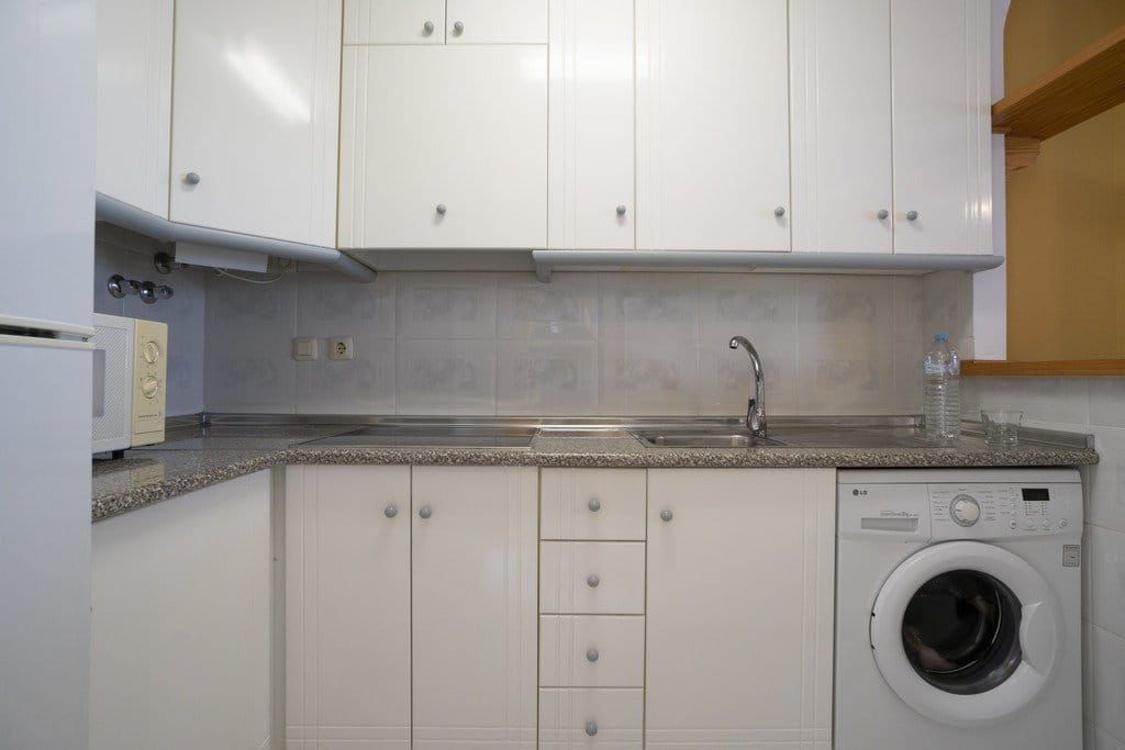 COZY STUDIO 300M FROM THE BEACH IN LA MATA image 4