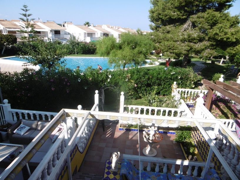 Welcome to this beautiful home in Gran Alacant, Alicante. image 2