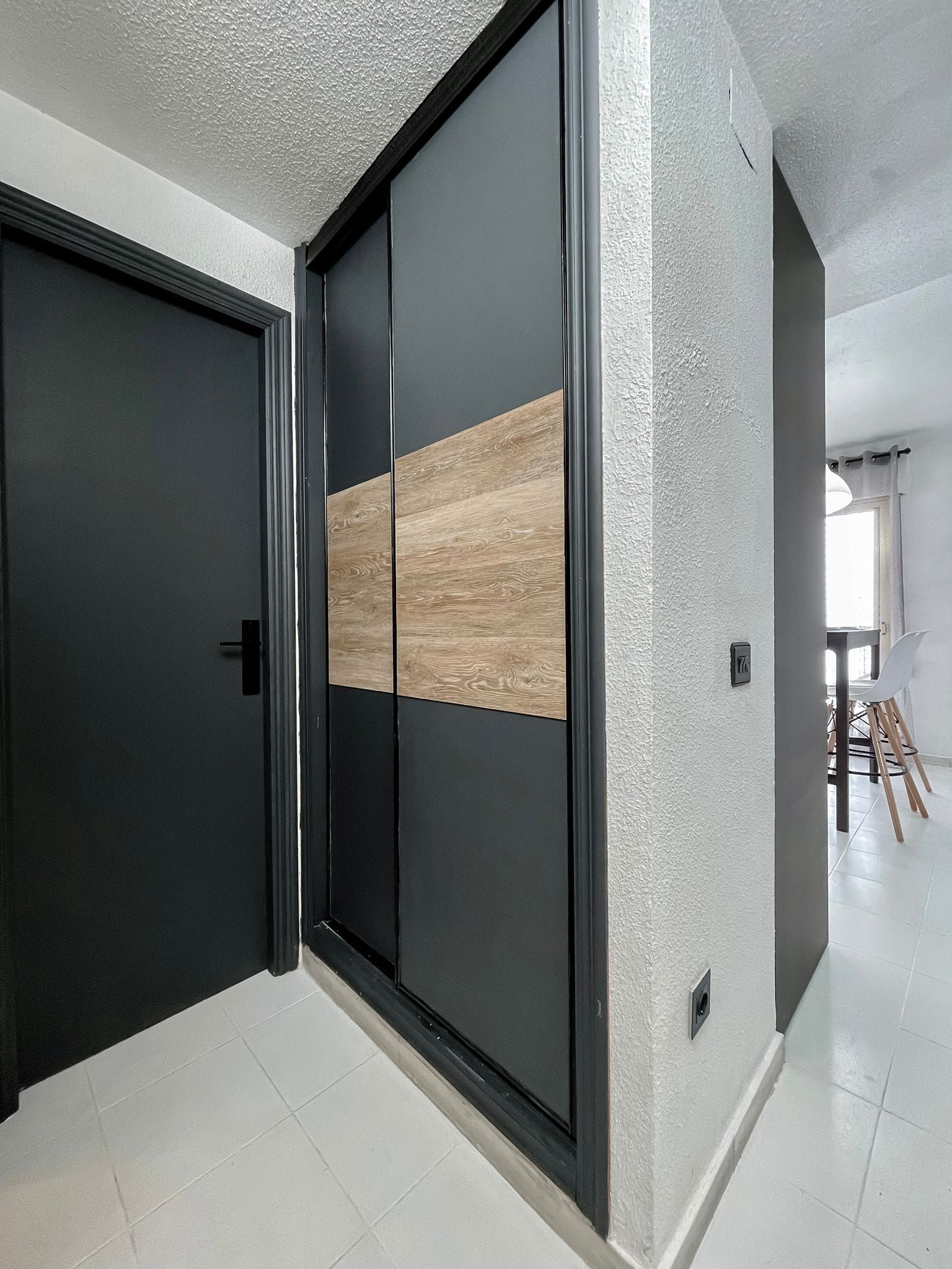 Welcome to this nice residence only 50 meters from the wonderful beach Playa de los Locos. image 2