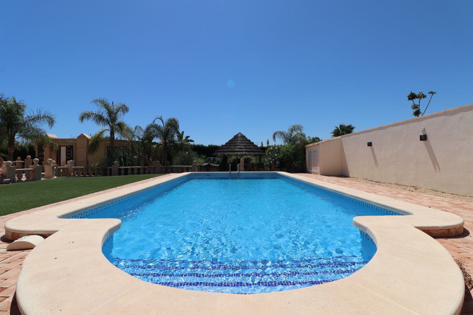 Beautiful independent villa for sale in the countryside of Daya Vieja. image 3