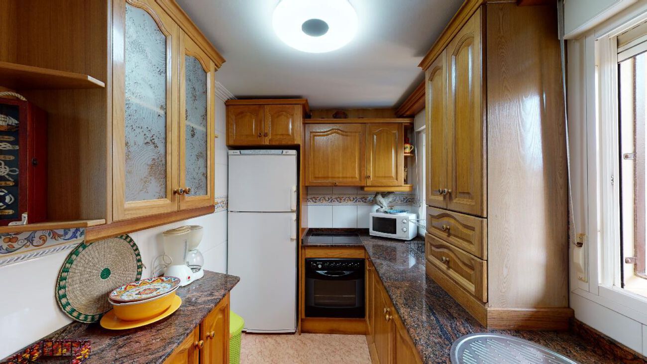 Beautiful townhouse on the first line with sea views and private pool. image 5