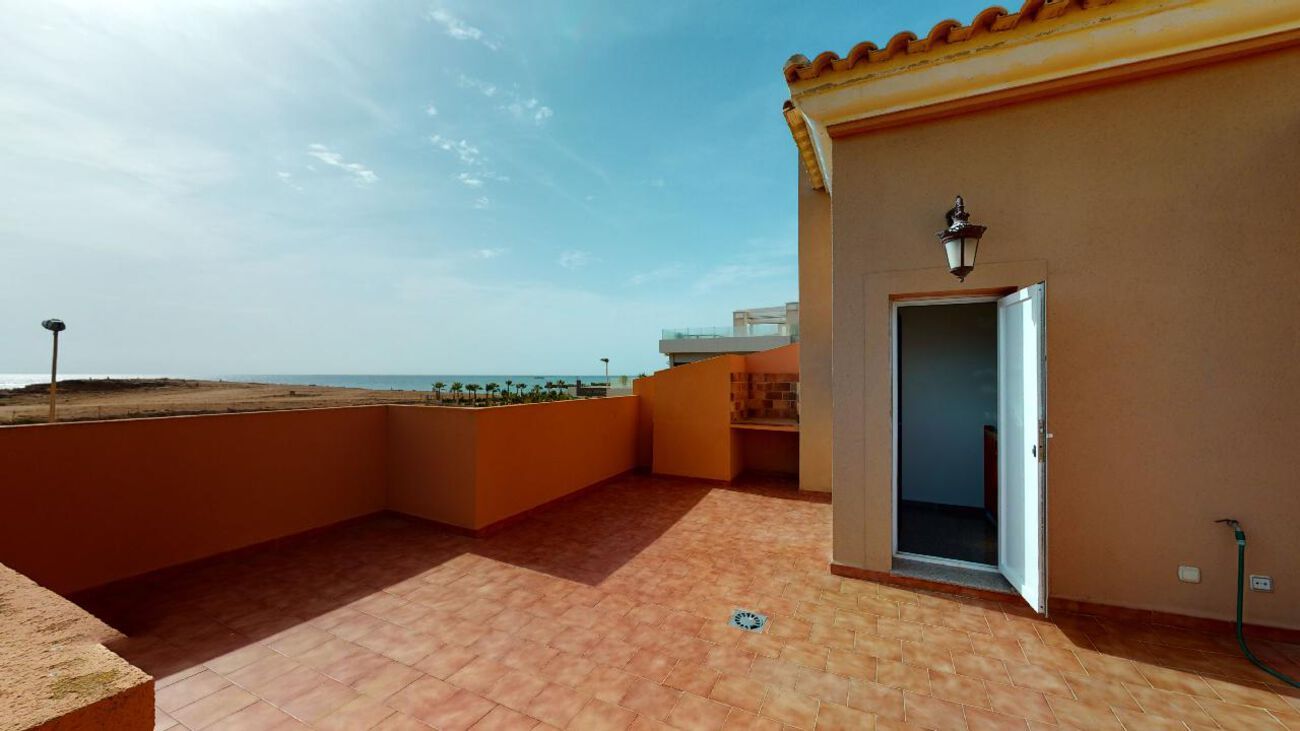 Beautiful townhouse on the first line with sea views and private pool. image 3