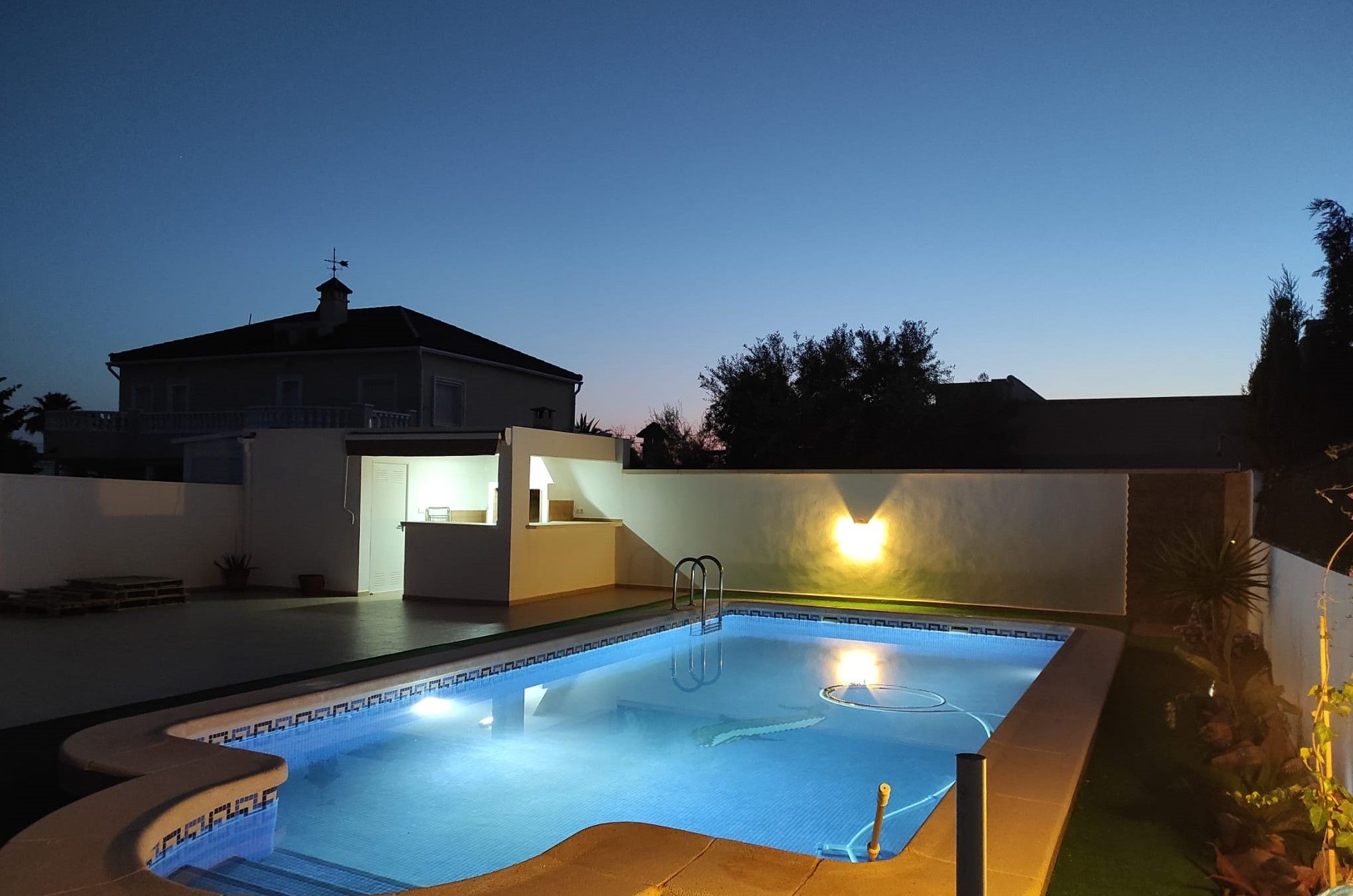 Nice semi-detached house with a 400m plot in the Torreta Florida urbanization. image 5