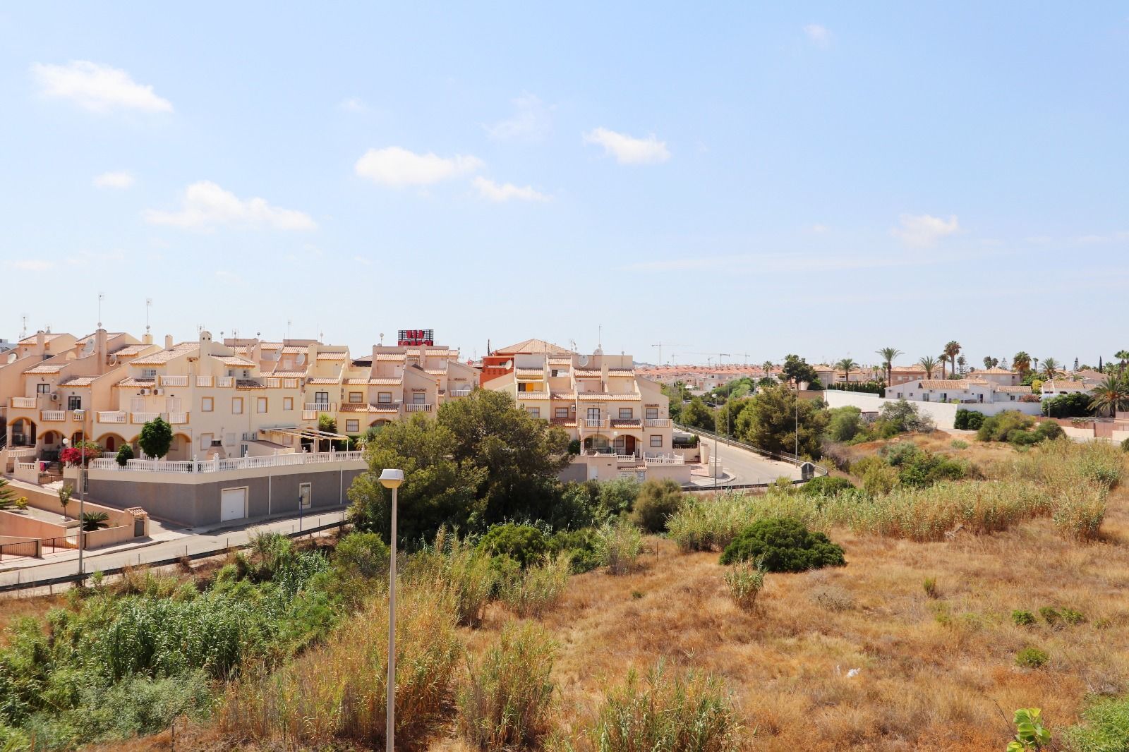3 bedroom semi-detached villa in Playa Flamenca. image 2