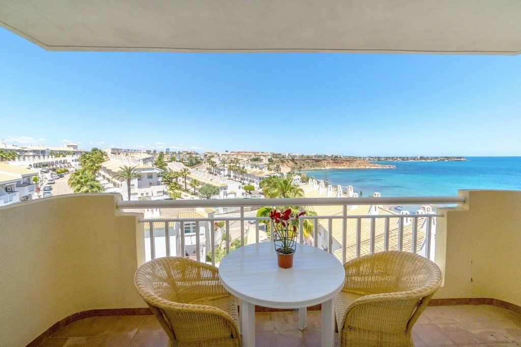 SEA FRONT APARTMENT IN CAMPOAMOR. image 2