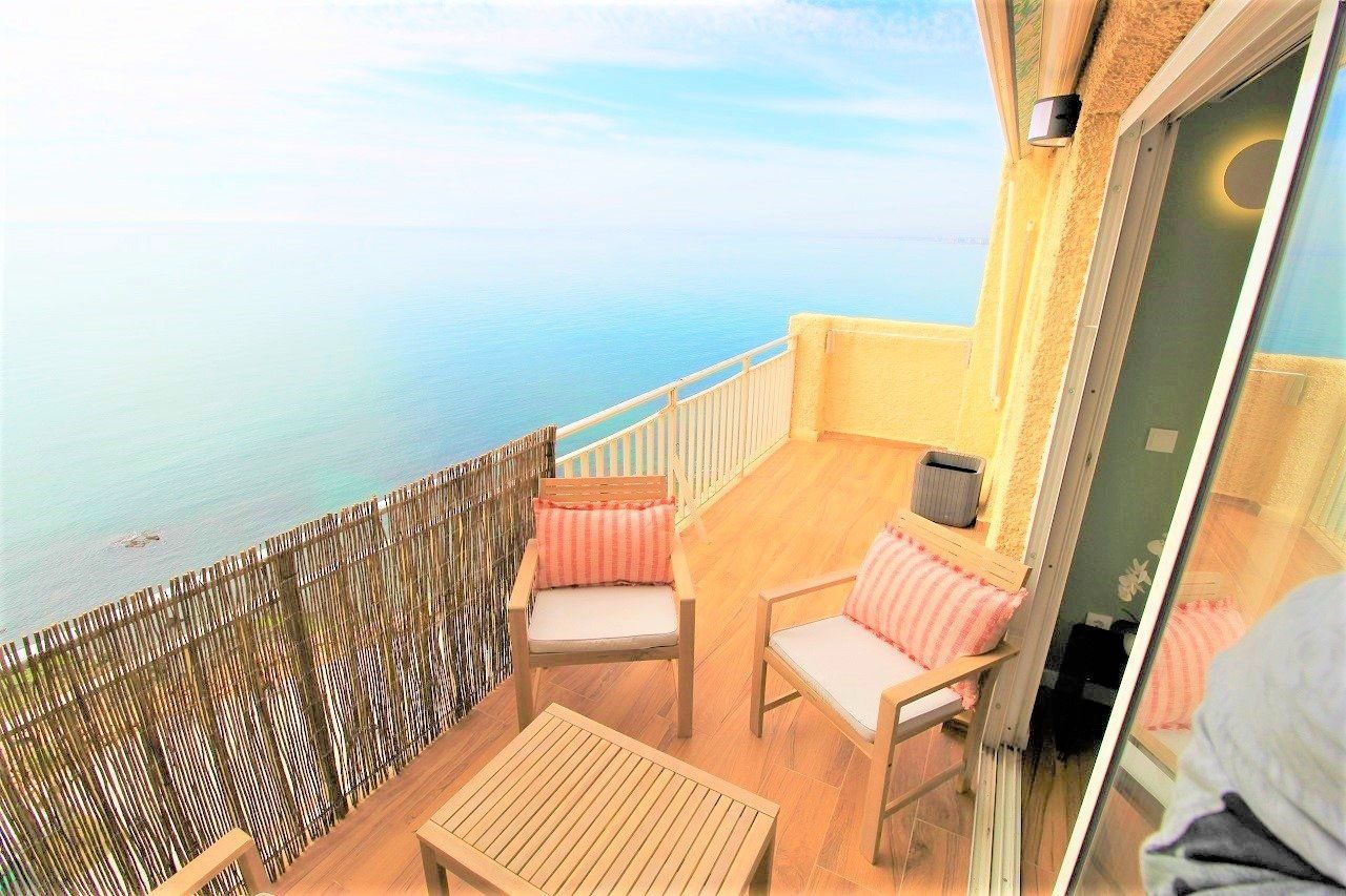 Completely renovated front line penthouse with incredible sea views. image 2