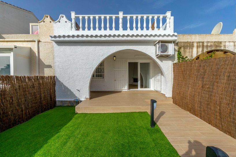 TOTALLY REFORMED HOUSE IN BLUE LAGOON. image 2