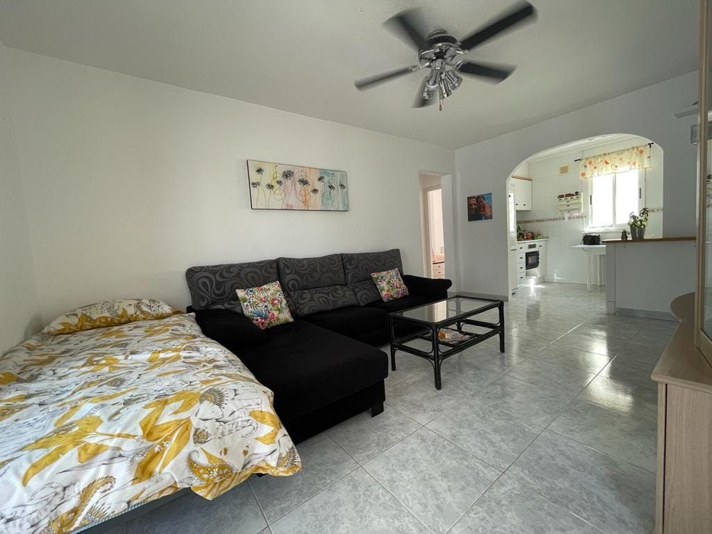 Fantastic penthouse bungalow in Playa Flemenca. image 5