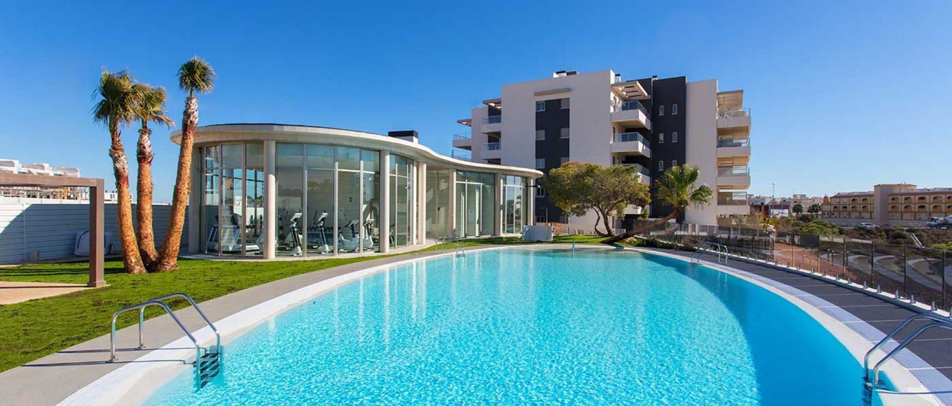 Collected Homes presents this luxury apartments in the popular urbanization Green Hills. image 2