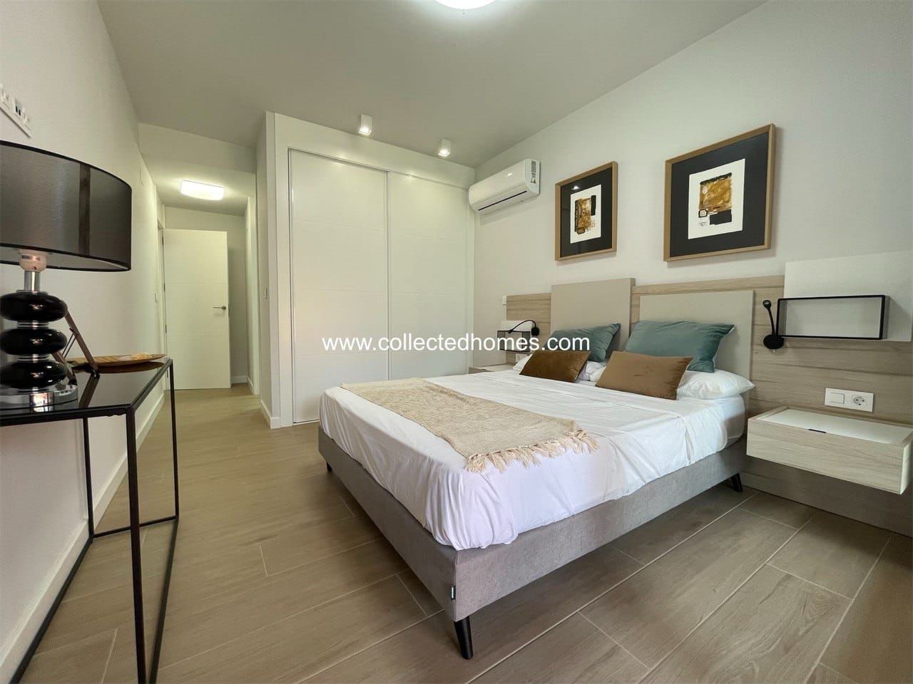 Collected Homes presents this beatiful groundfloor apartment in Villamartín, Orihuela Costa. image 5