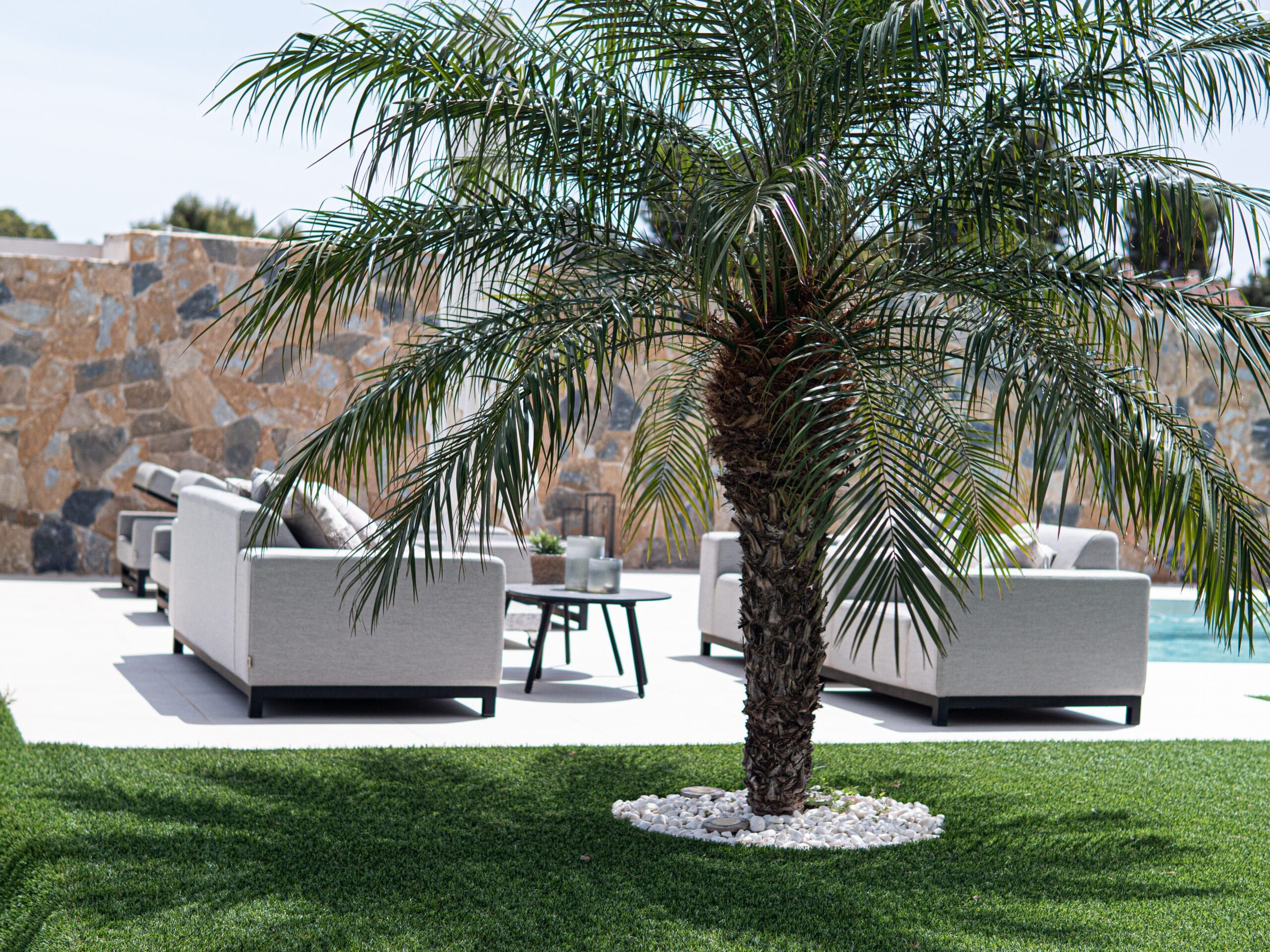 Outstanding design villa in popular Los Balcones. image 5